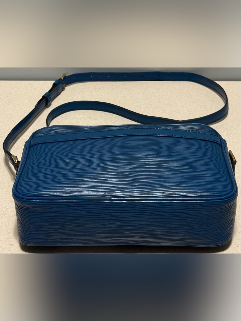 Louis Vuitton Vintage Trocadero Epi Leather - Picture 5 of 16